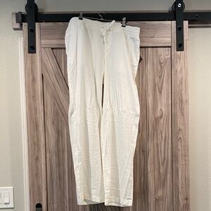 Old Navy white linen style pants Sz medium NWT